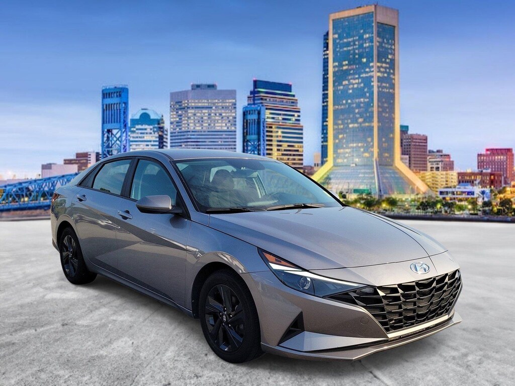 Used 2023 Hyundai Elantra SEL Sedan