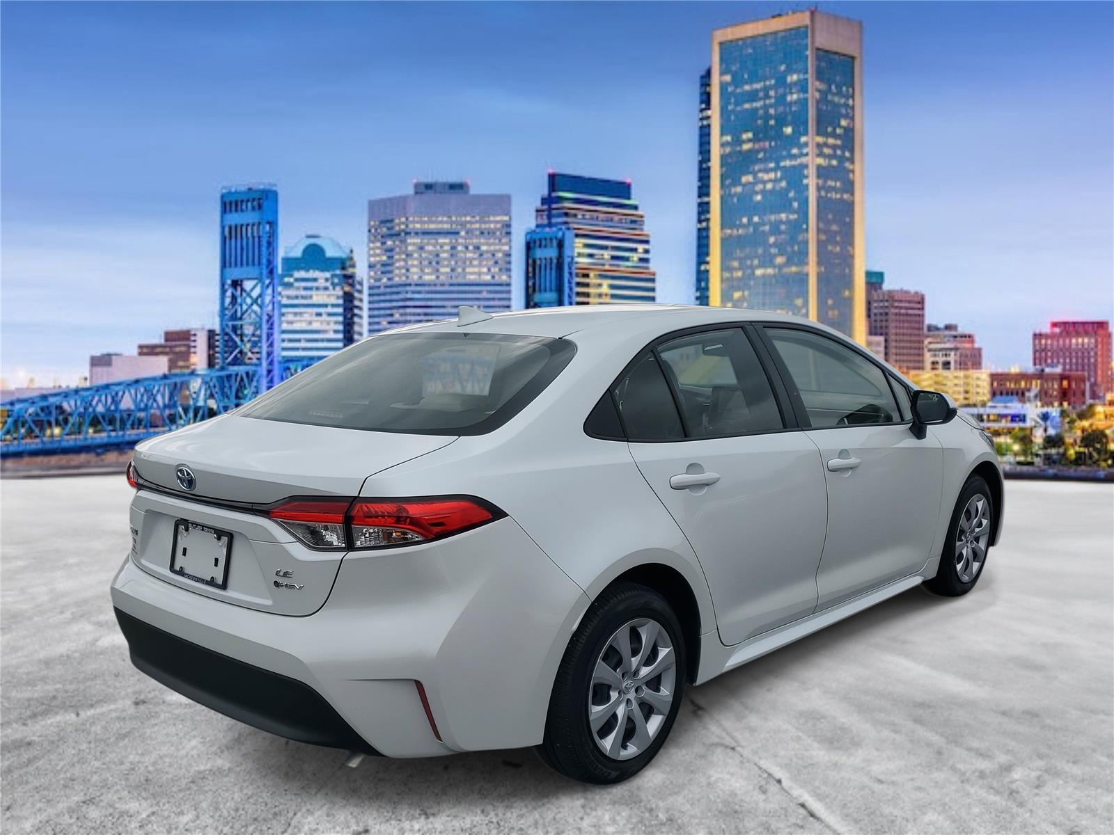2025 Toyota Corolla Hybrid LE photo 3