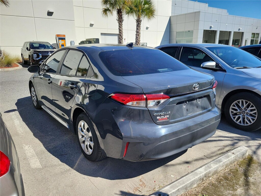 Used 2025 Toyota Corolla LE Sedan