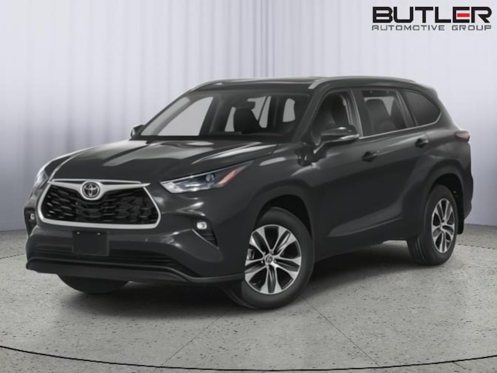Used 2023 Toyota Highlander XLE SUV