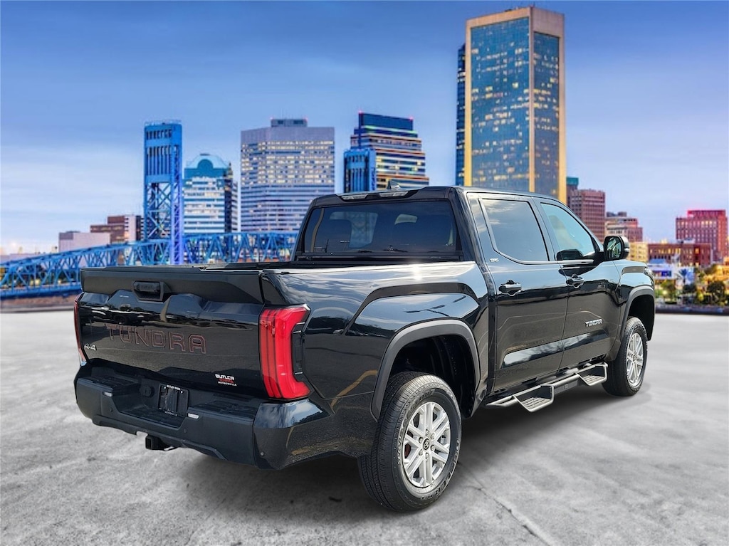 Used 2022 Toyota Tundra SR5 CrewMax