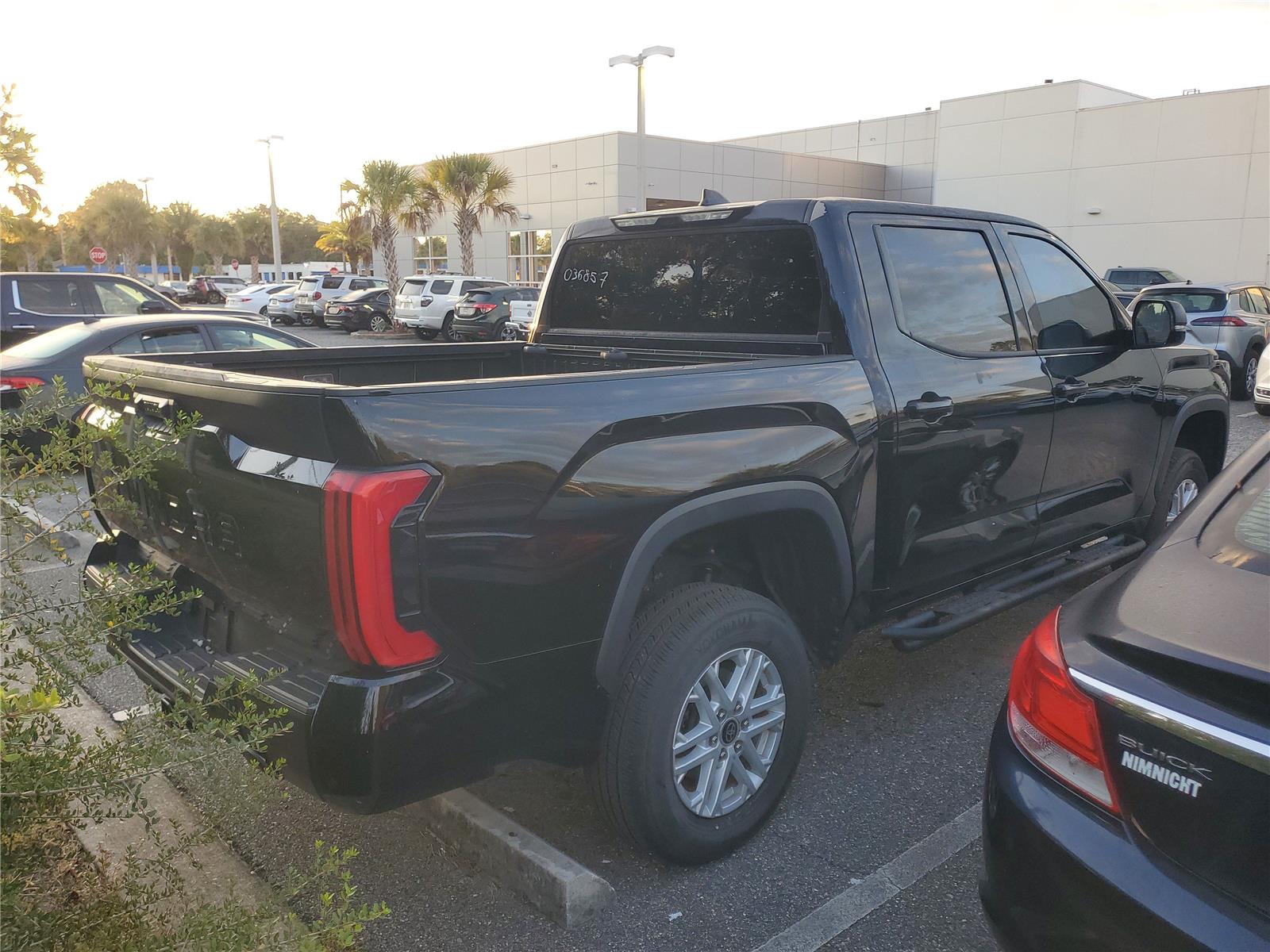 2022 Toyota Tundra SR5 CrewMax photo 3