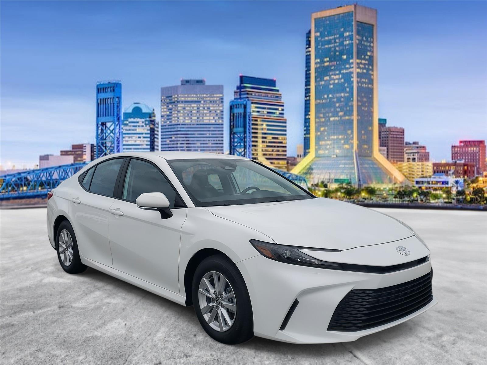 2025 Toyota Camry XSE photo 4