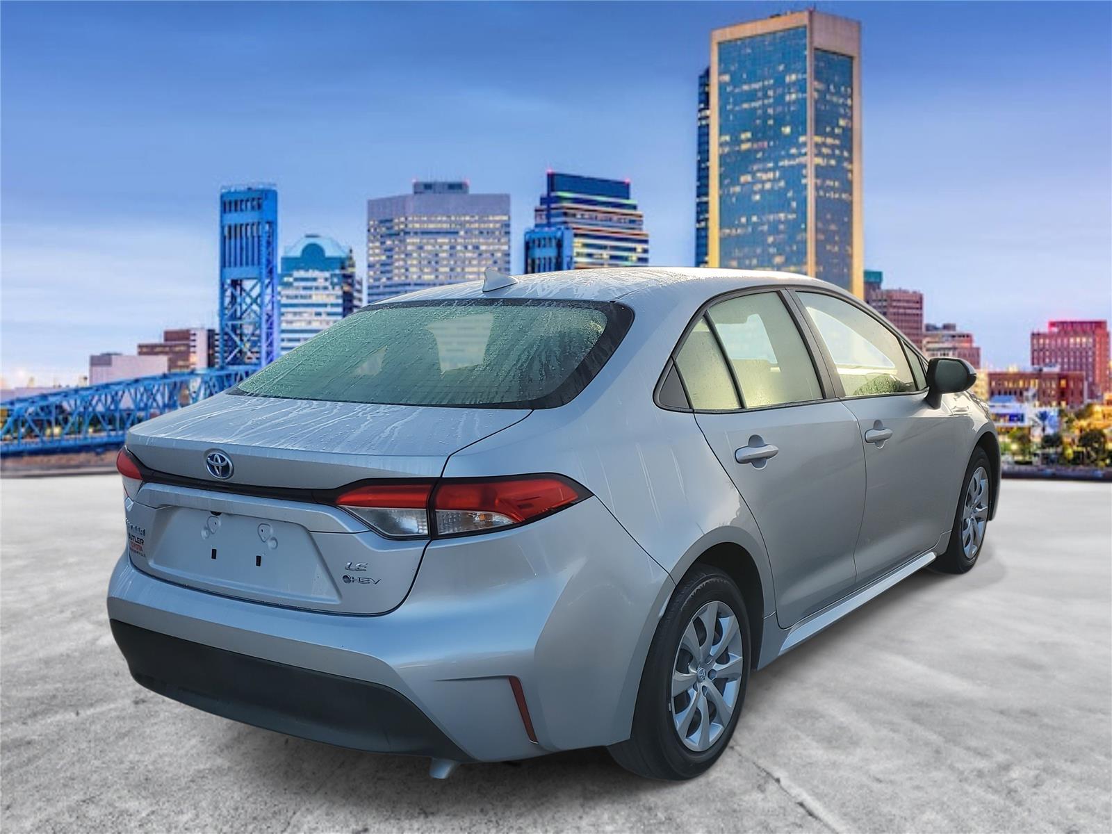 2025 Toyota Corolla Hybrid LE photo 3