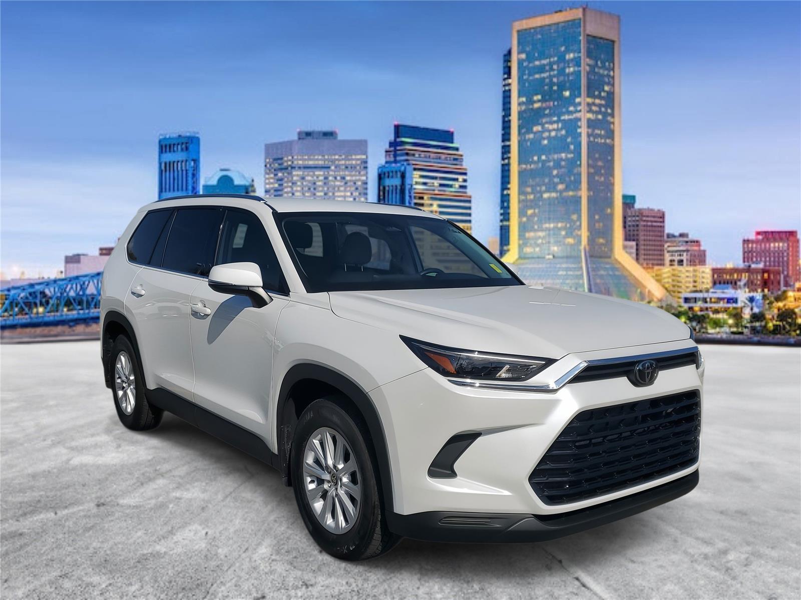 2025 Toyota Grand Highlander XLE photo 4