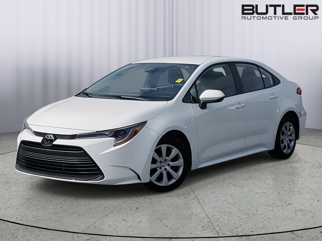 Used 2024 Toyota Corolla LE Sedan