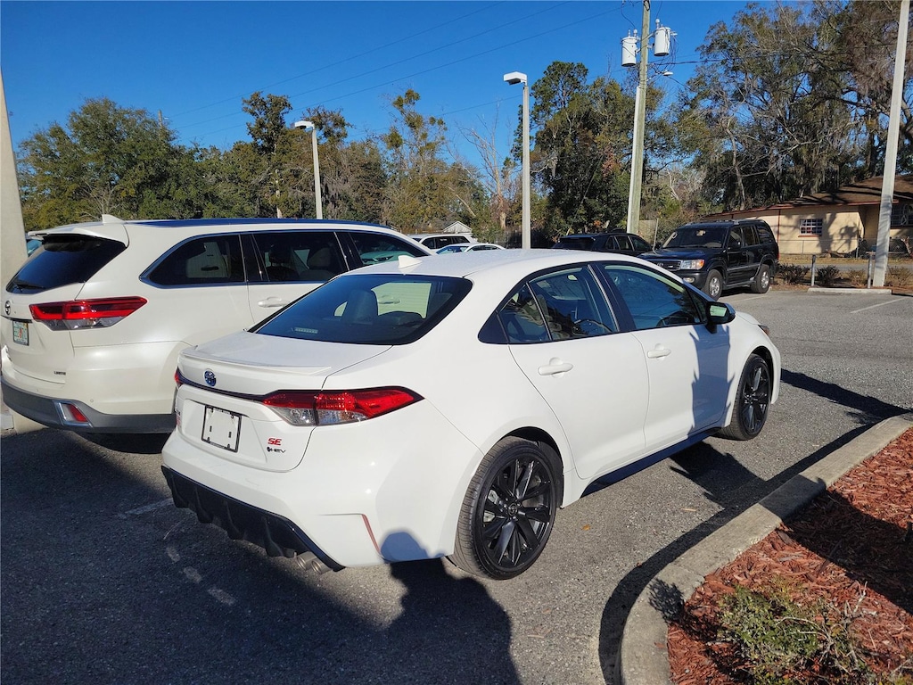 Used 2025 Toyota Corolla Hybrid SE HYBRID SE FWD