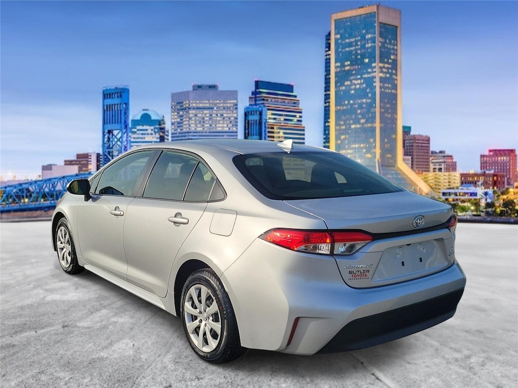 Used 2026 Toyota Corolla Hybrid LE Sedan