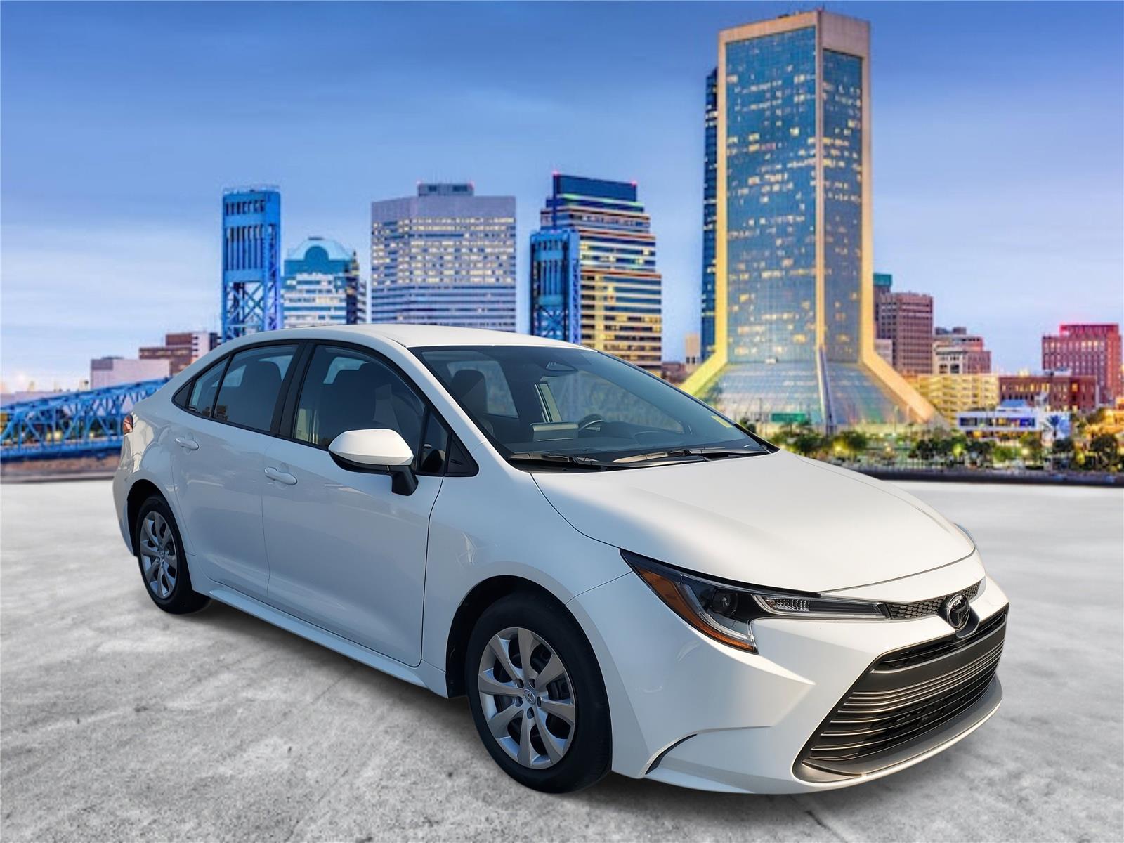 2025 Toyota Corolla LE photo 4