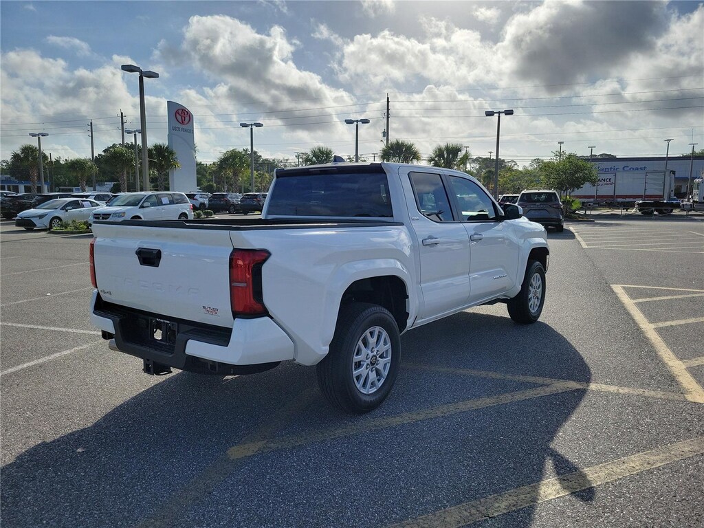 Used 2025 Toyota Tacoma SR5 Truck