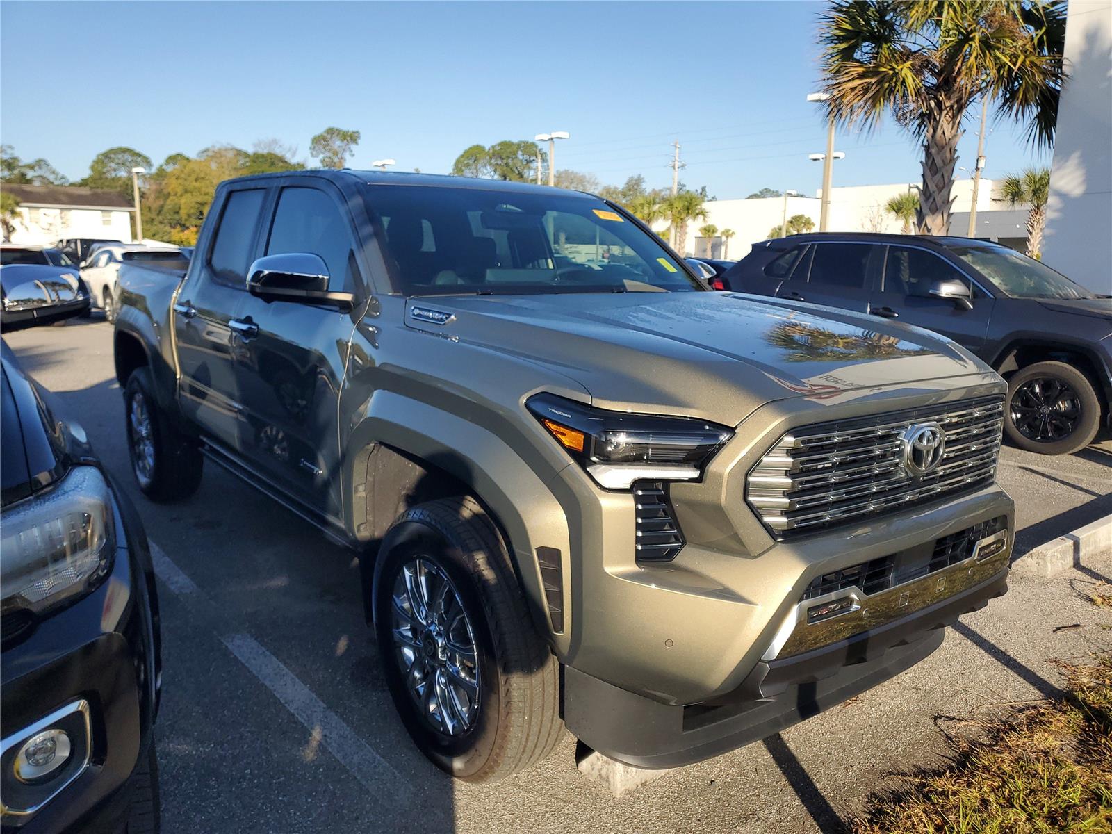2025 Toyota Tacoma Limited photo 4