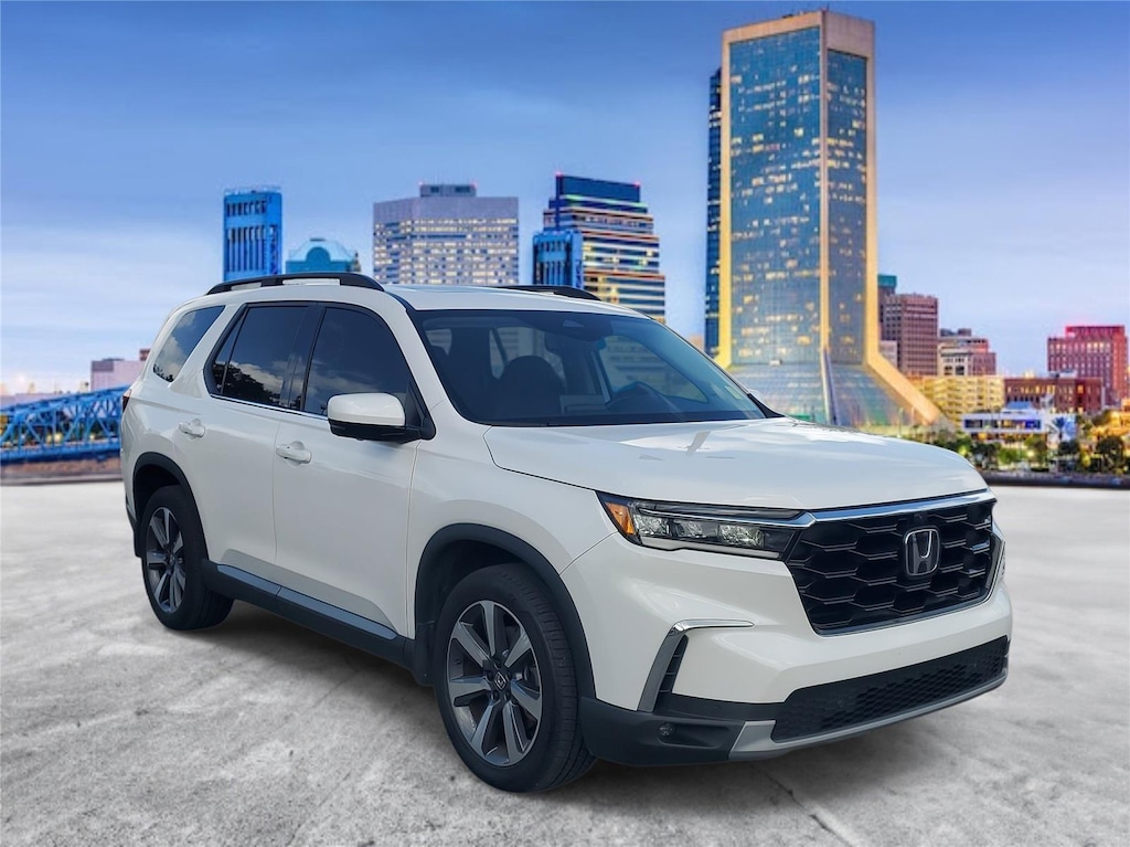 Used 2024 Honda Pilot Elite SUV