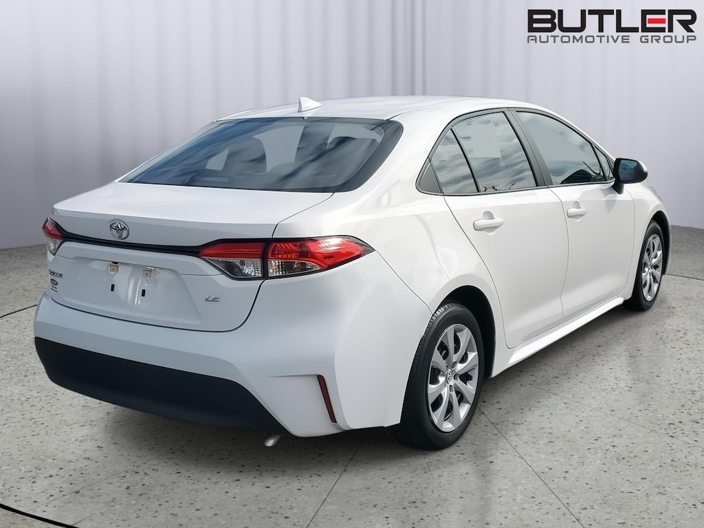 Used 2024 Toyota Corolla LE Sedan