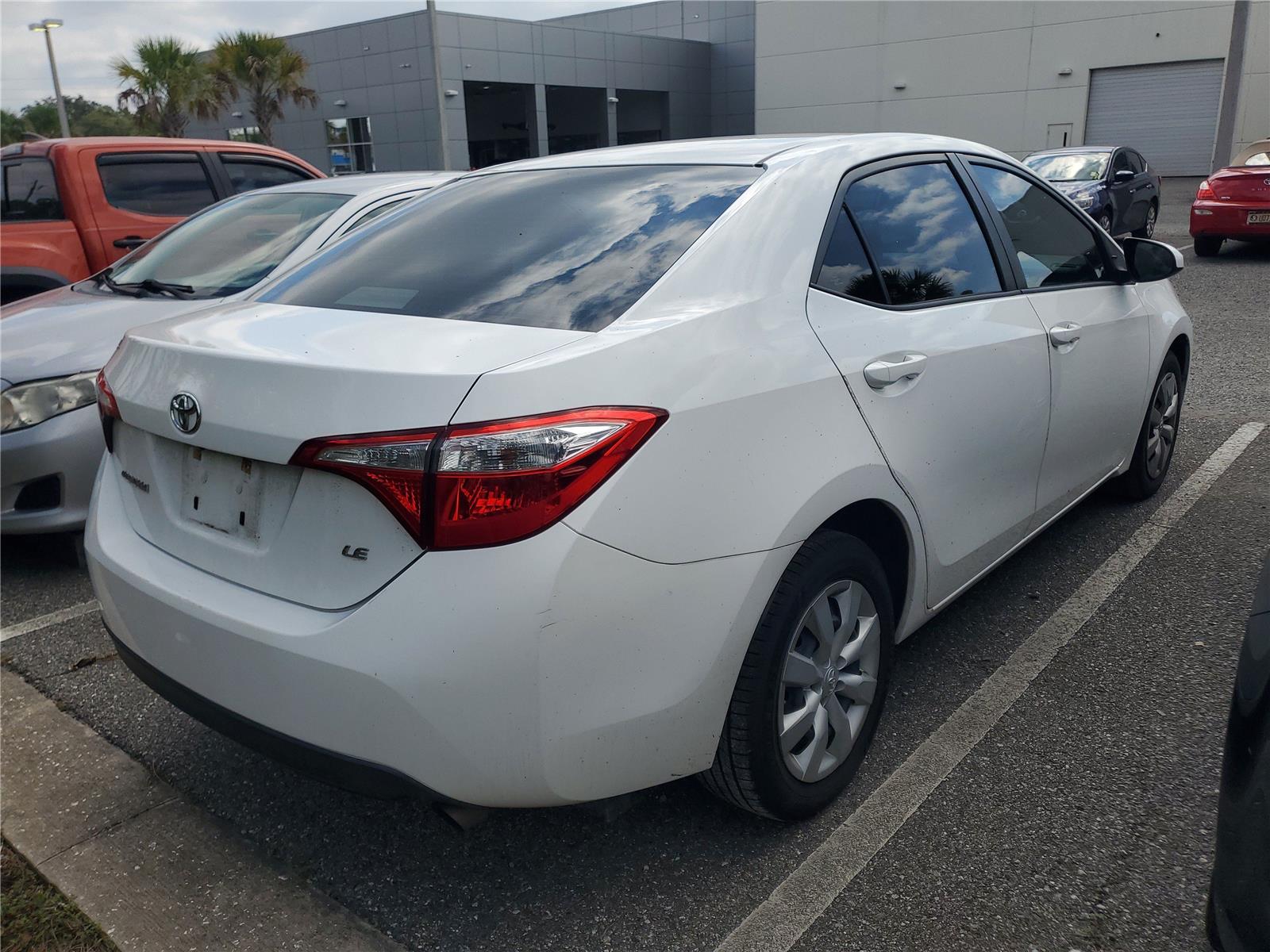2016 Toyota Corolla L photo 3