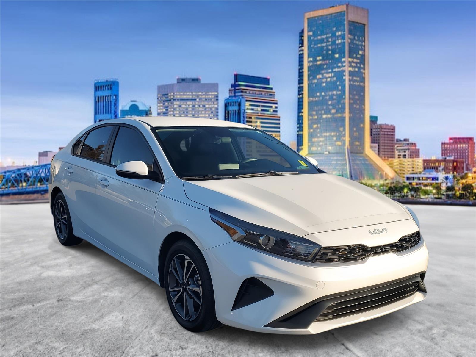 2022 Kia Forte LXS photo 4