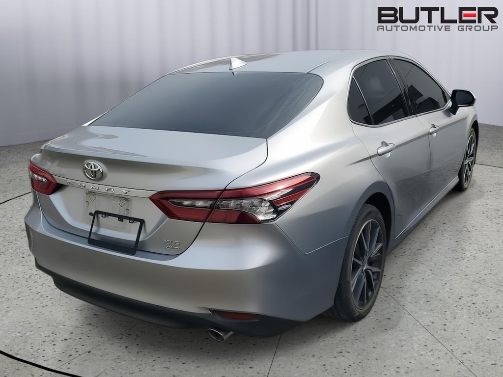 Used 2024 Toyota Camry XLE Sedan