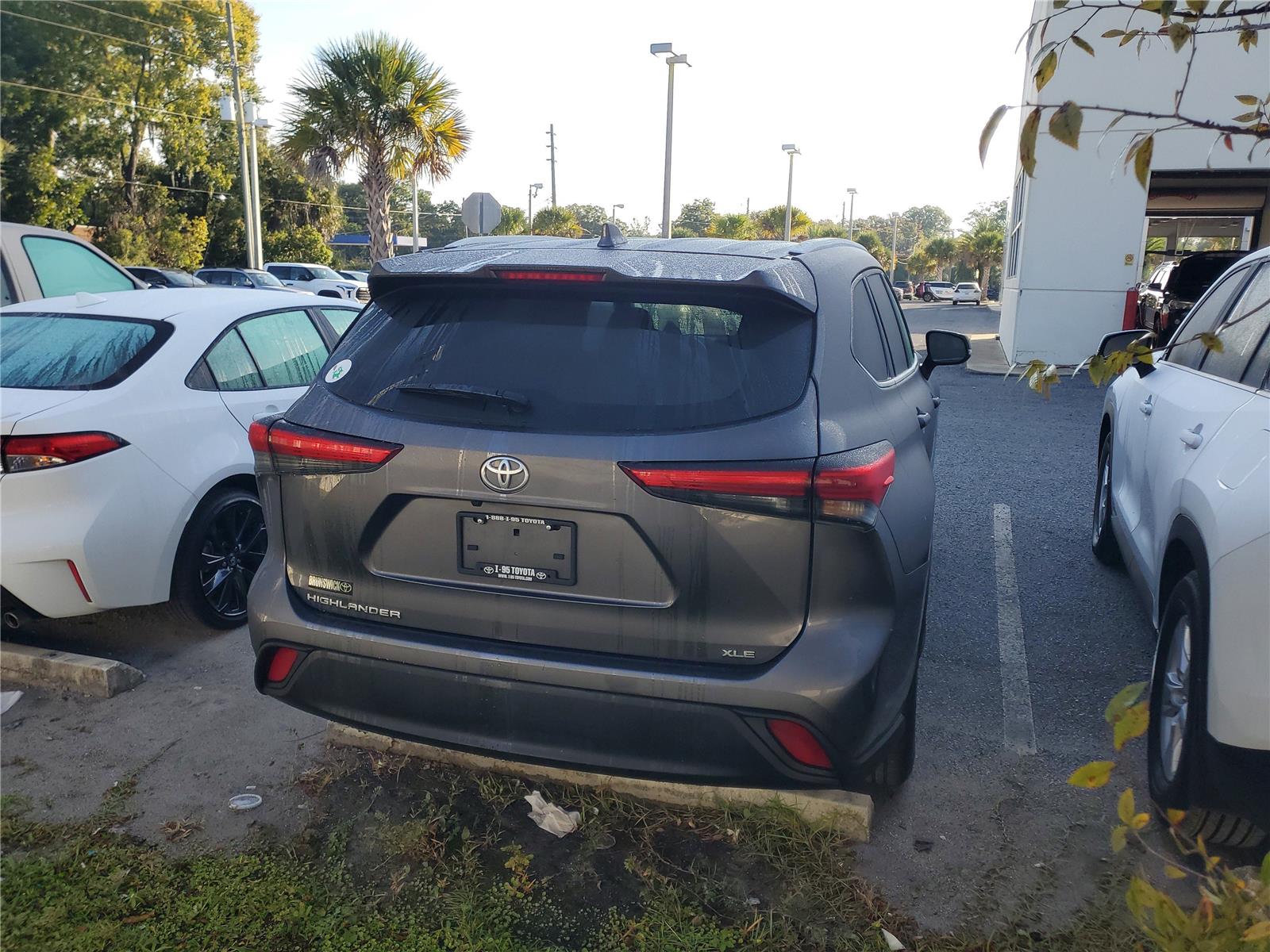 2023 Toyota Highlander Platinum photo 3