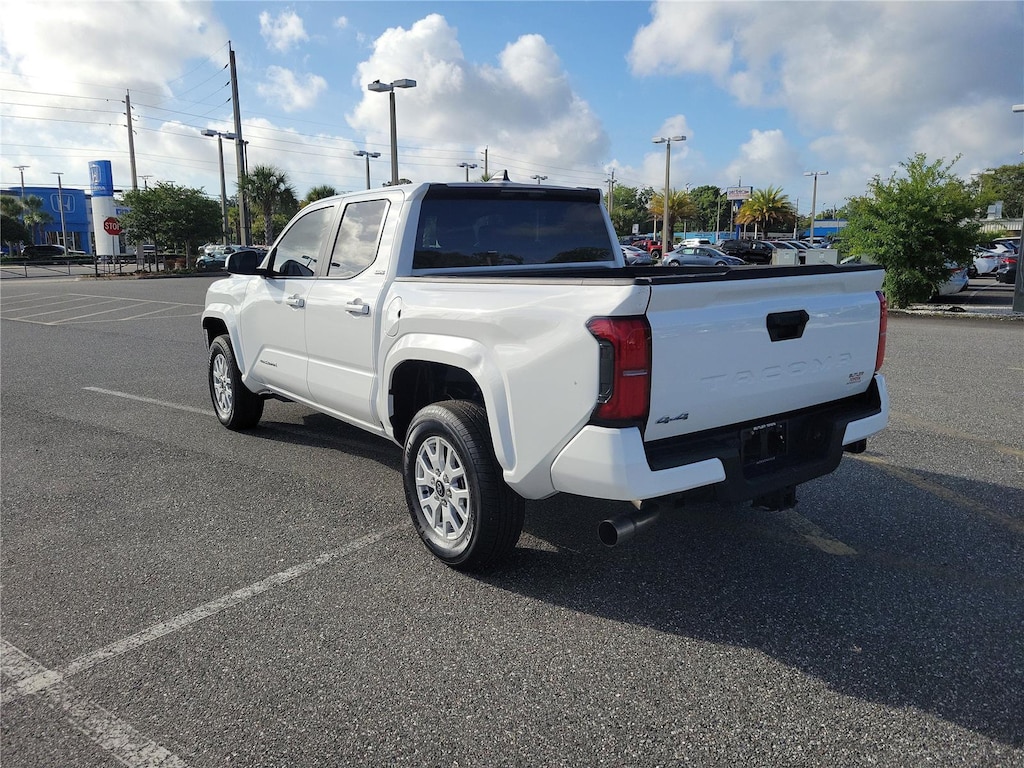 Used 2025 Toyota Tacoma SR5 Truck