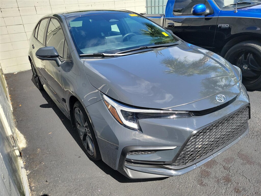Used 2026 Toyota Corolla SE Sedan
