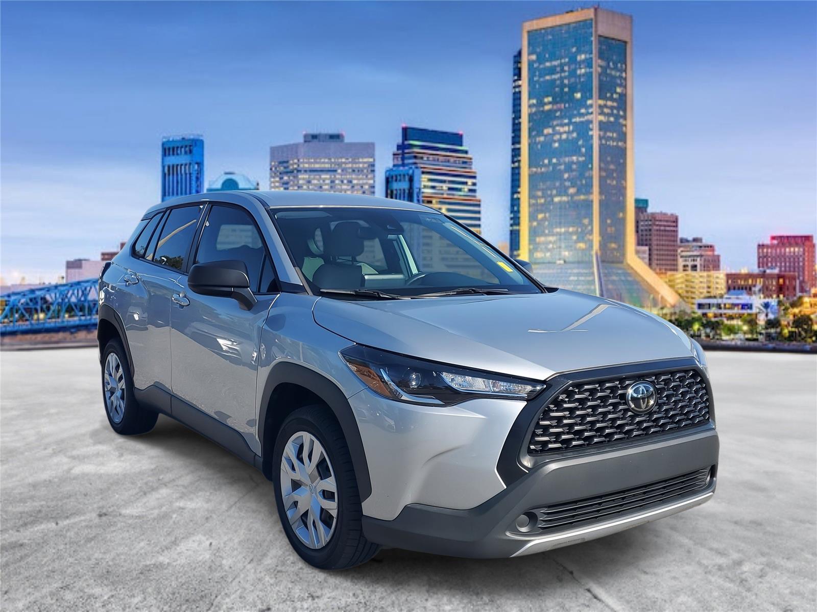 2022 Toyota Corolla Cross L photo 3