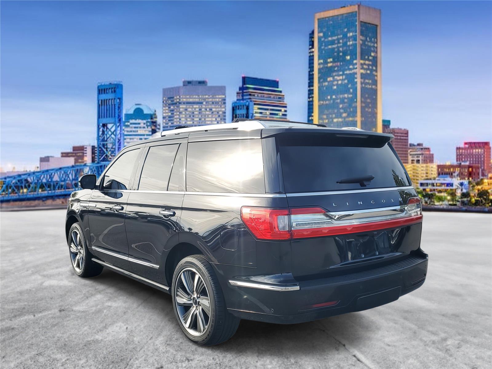 2019 Lincoln Navigator Reserve photo 2