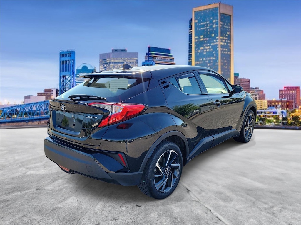 Used 2022 Toyota C-HR Limited SUV