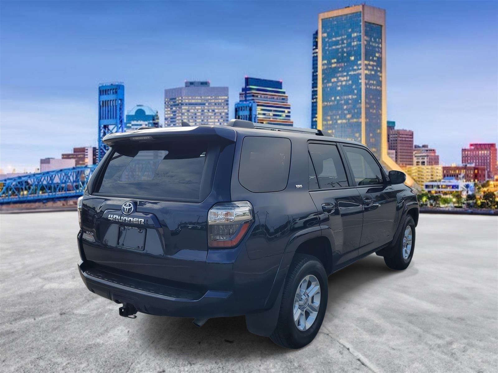 2024 Toyota 4Runner SR5 Premium photo 3