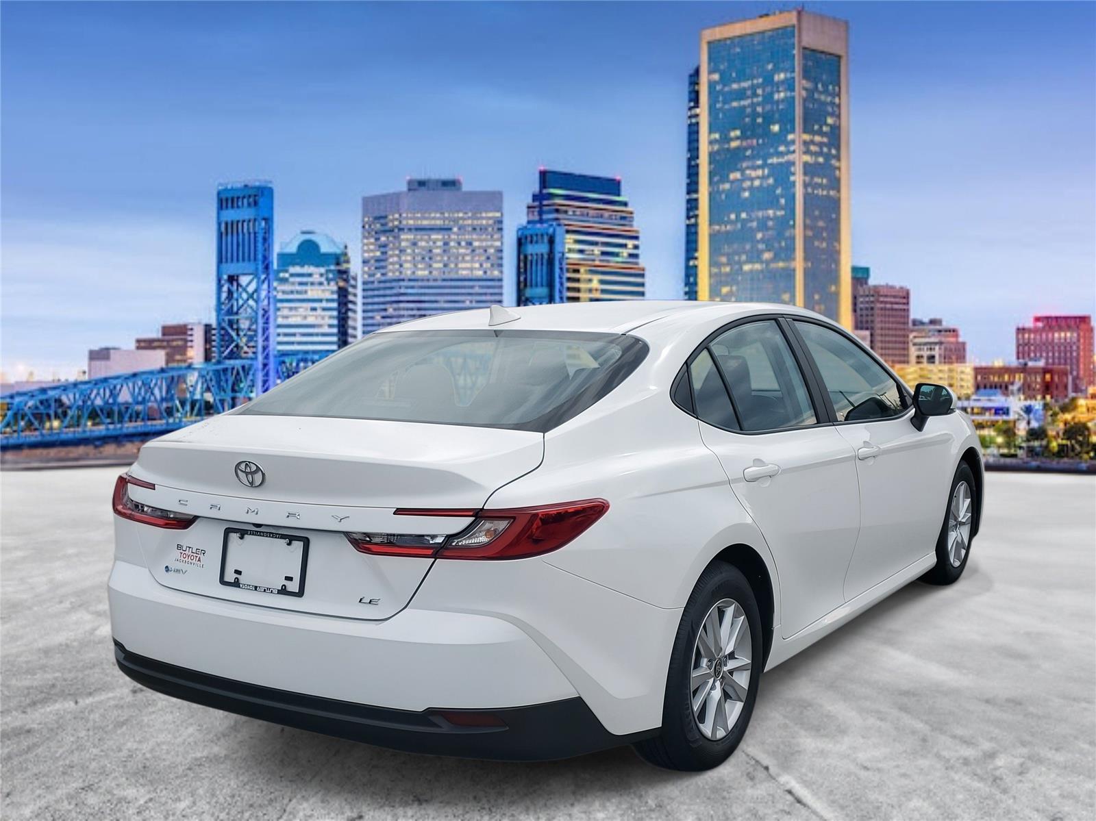 2025 Toyota Camry XSE photo 3