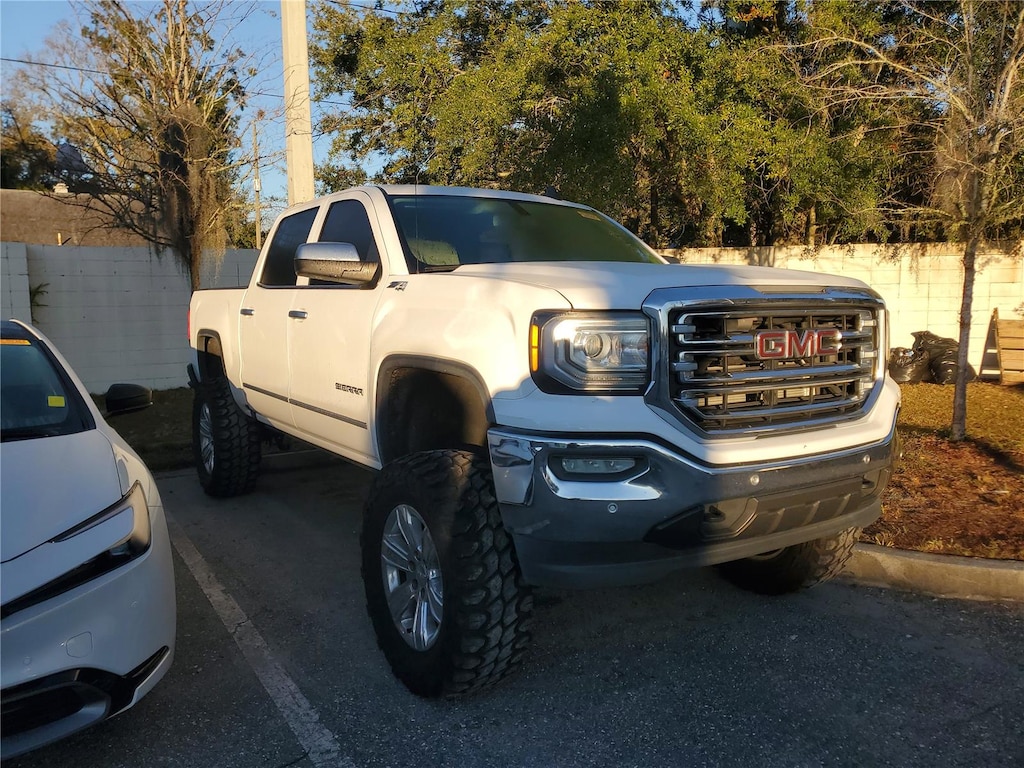 Used 2018 GMC Sierra 1500 SLT Truck