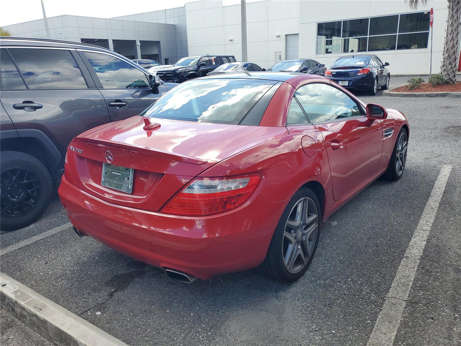 2013 Mercedes Benz SLK 250 photo 3