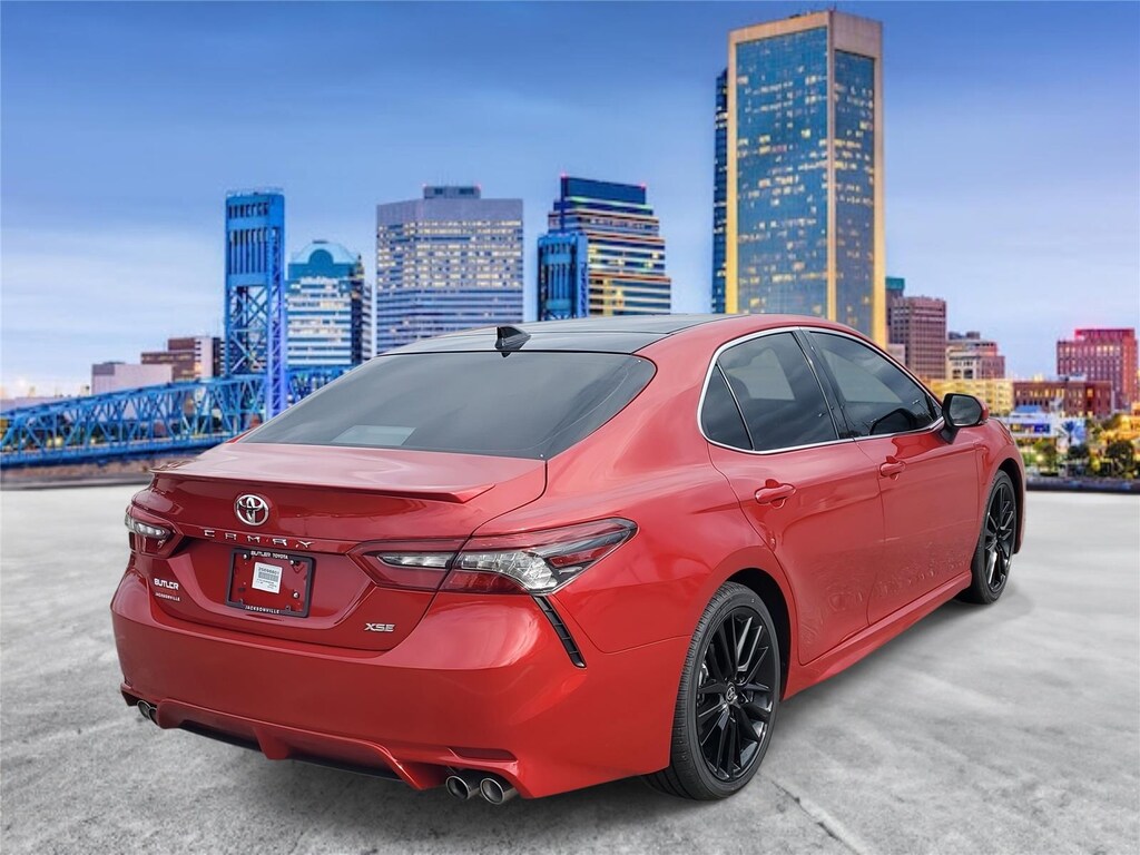 2024 Toyota Camry XSE V6 photo 3
