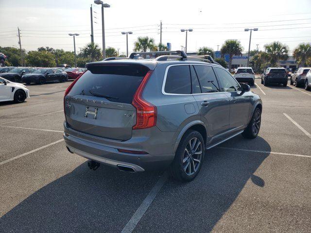 2018 Volvo XC90 Momentum photo 3