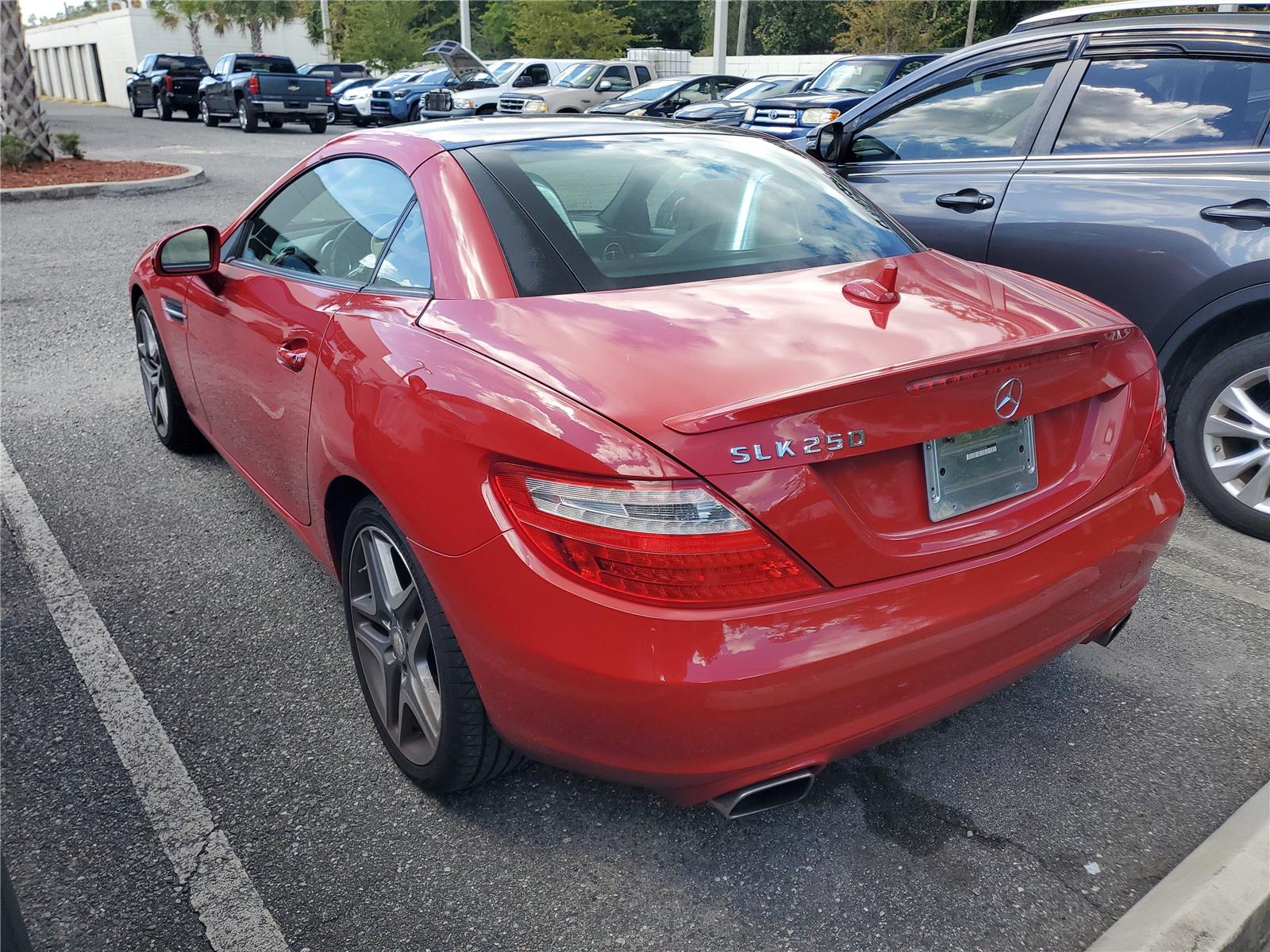 2013 Mercedes Benz SLK 250 photo 2
