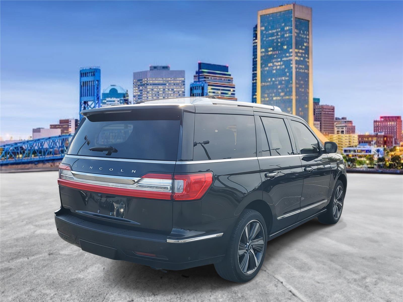 2019 Lincoln Navigator Reserve photo 3
