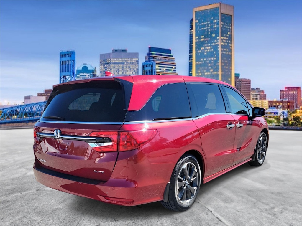 Used 2024 Honda Odyssey Elite Van