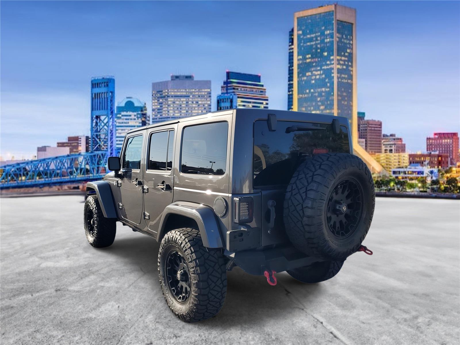 2016 Jeep Wrangler Unlimited Sahara photo 2