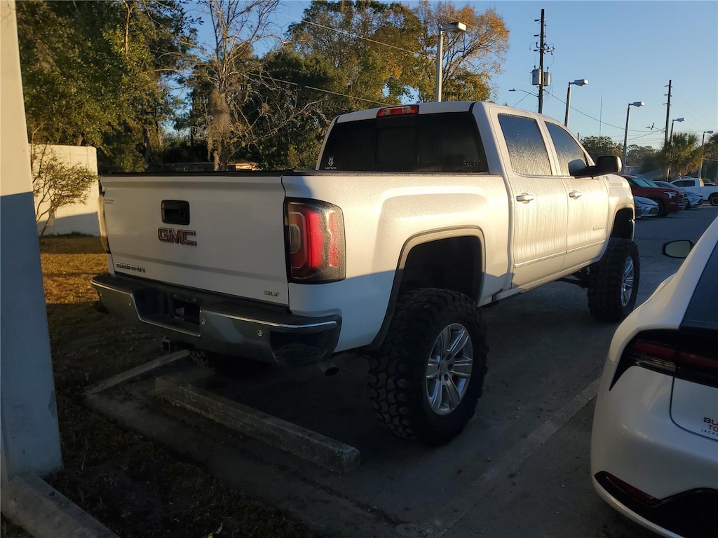 Used 2018 GMC Sierra 1500 SLT Truck