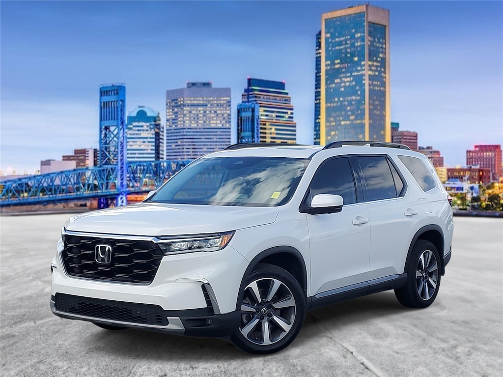Used 2024 Honda Pilot Elite SUV