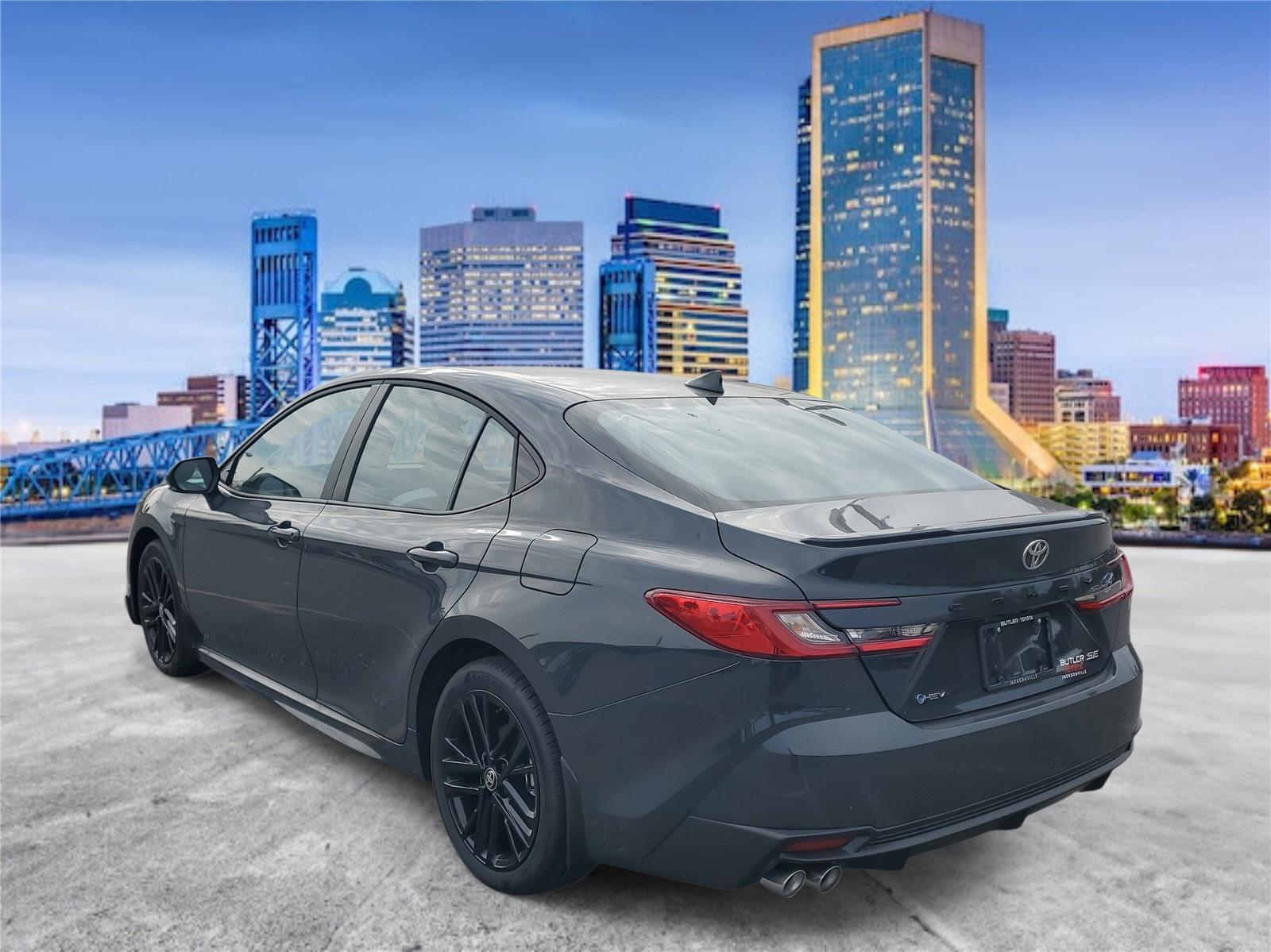 2025 Toyota Camry SE photo 2