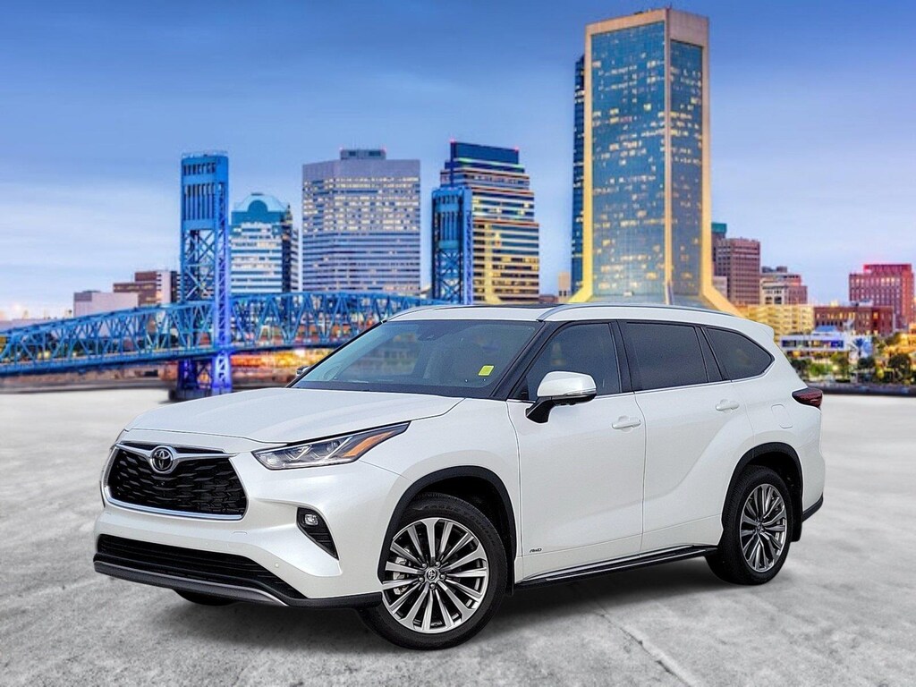 Used 2025 Toyota Highlander Hybrid Limited 25th Edition SUV
