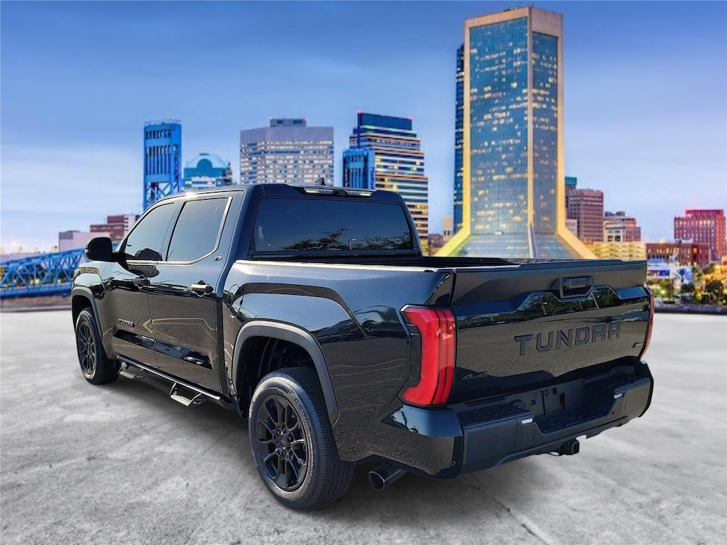 Used 2023 Toyota Tundra SR5 CrewMax