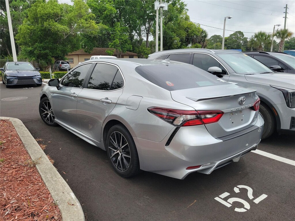 Used 2021 Toyota Camry SE SDN SE