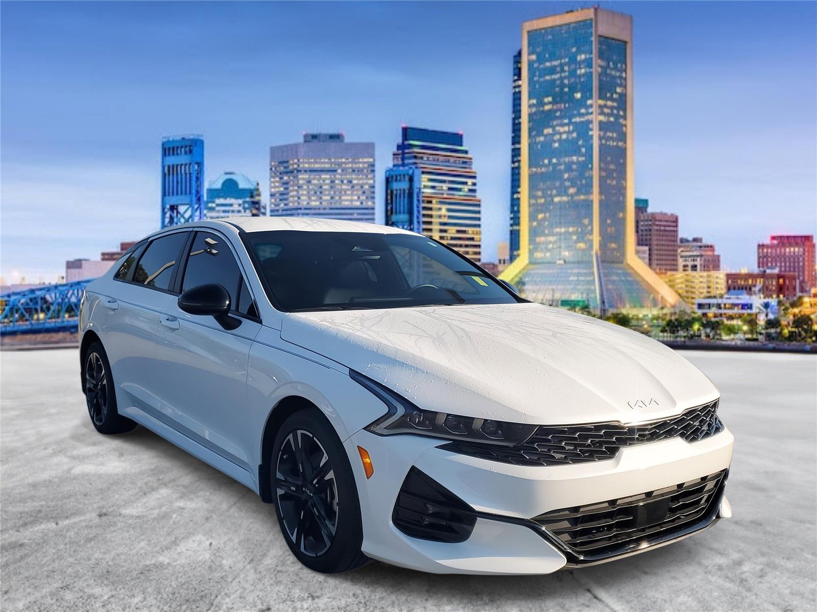 2023 Kia K5 GT-Line photo 4