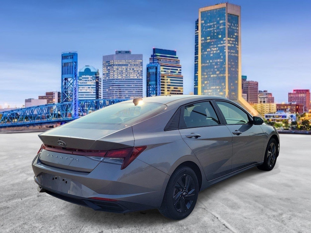 Used 2023 Hyundai Elantra SEL Sedan