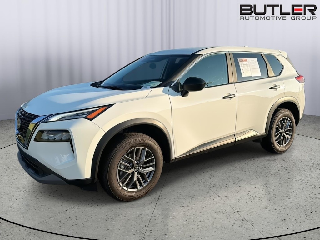 Used 2023 Nissan Rogue S SUV