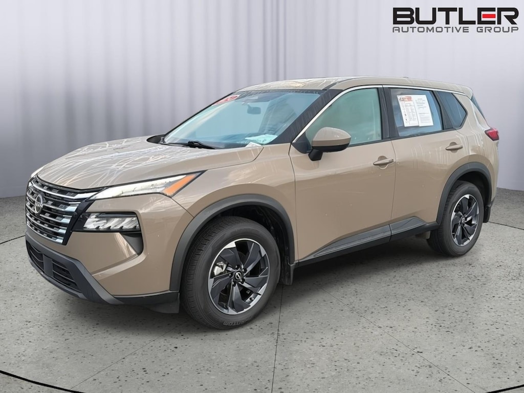 Used 2024 Nissan Rogue SV SUV