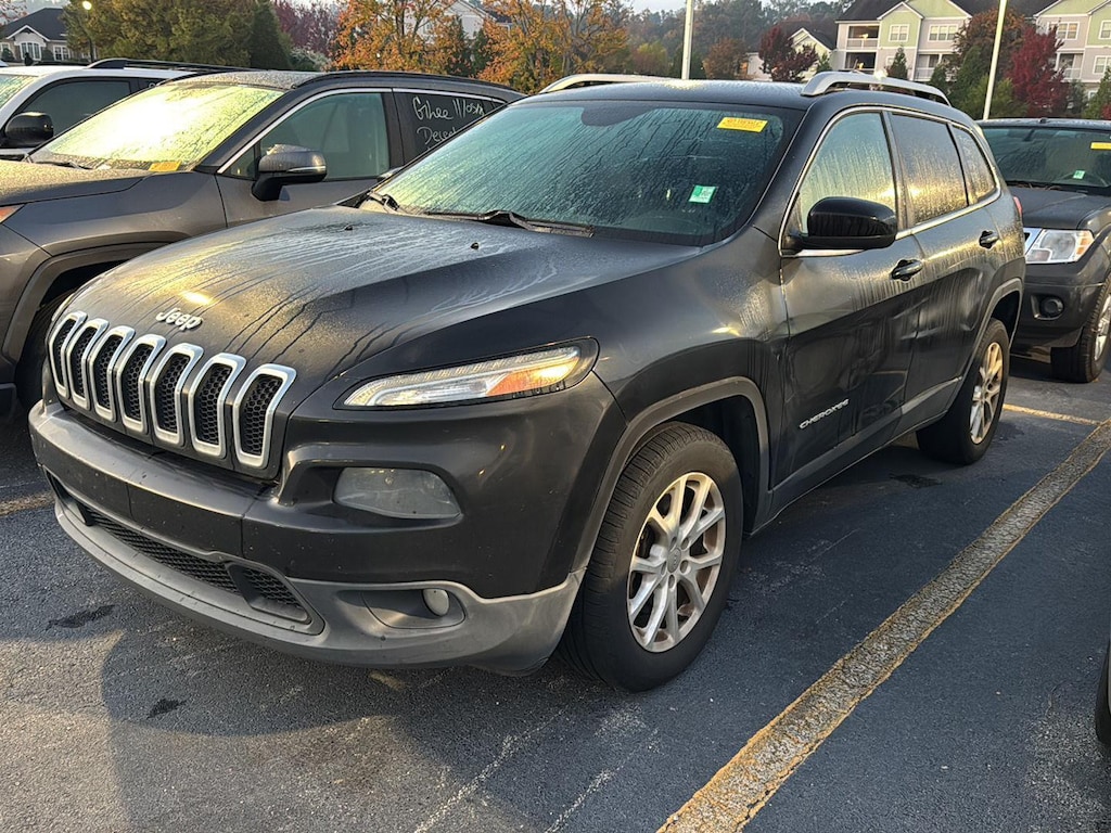 Used 2015 Jeep Cherokee Latitude SUV