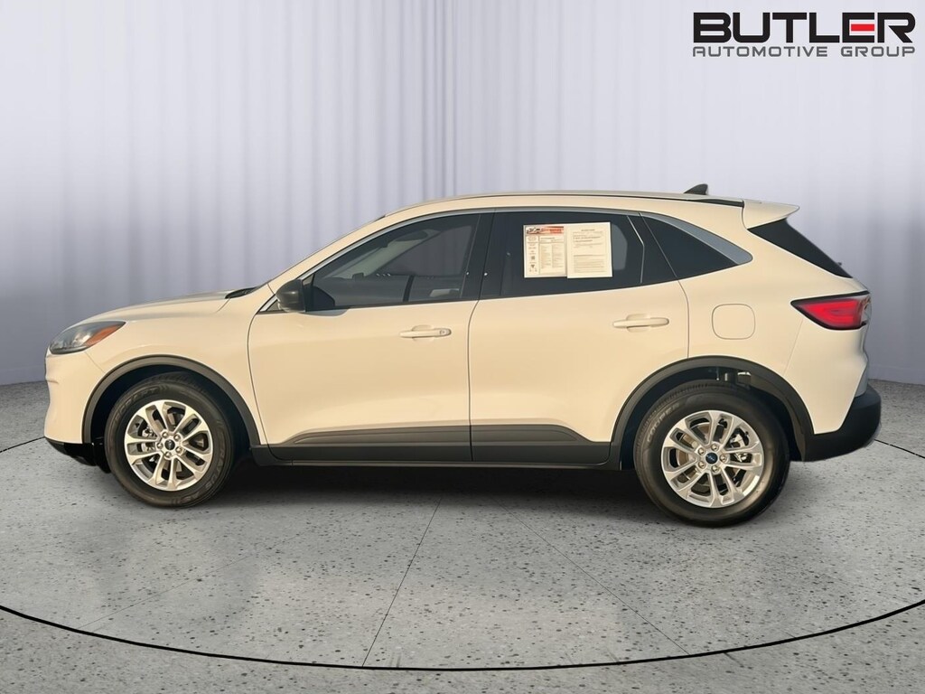 Used 2022 Ford Escape SE SUV