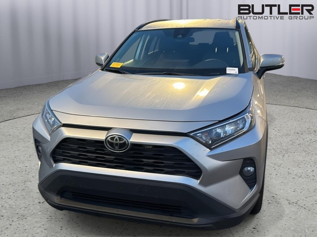 Used 2021 Toyota RAV4 XLE SUV