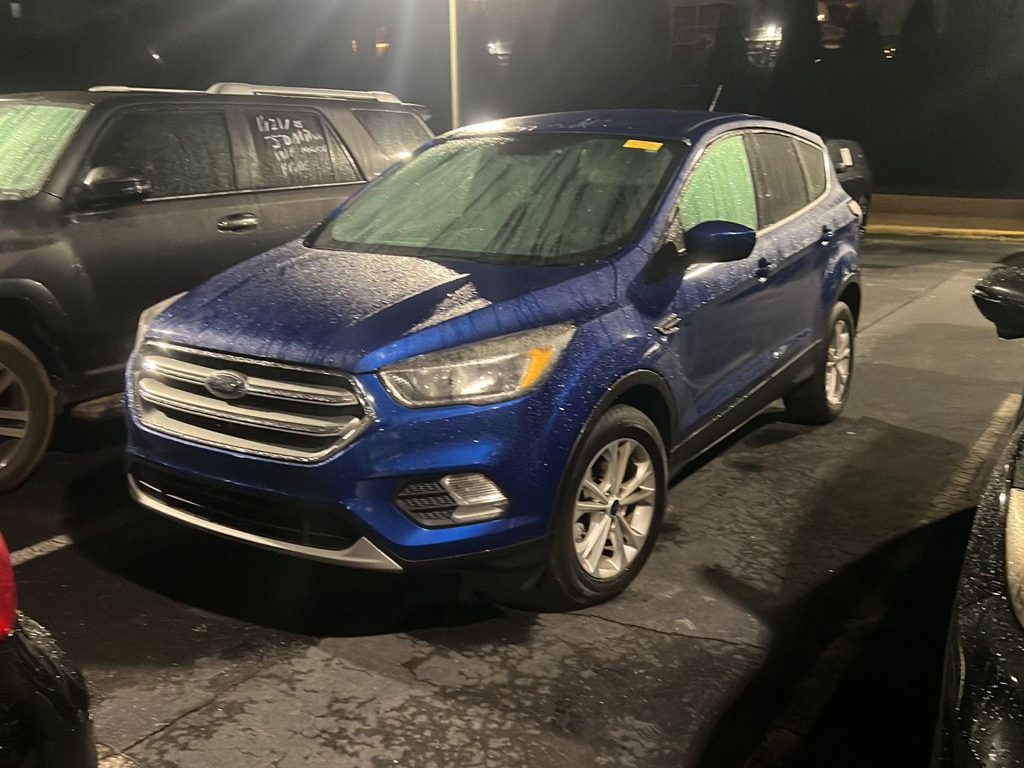2017 Ford Escape SE photo 2